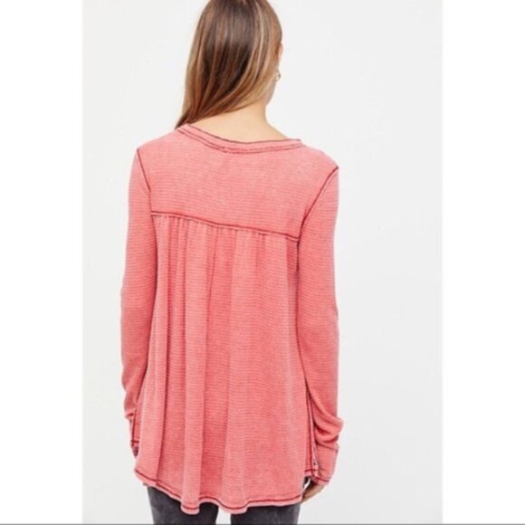 Free People We the Free Kai Henley Red - Picture 2 of 6